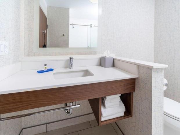 Holiday Inn Express - Brevard By Ihg Exterior photo